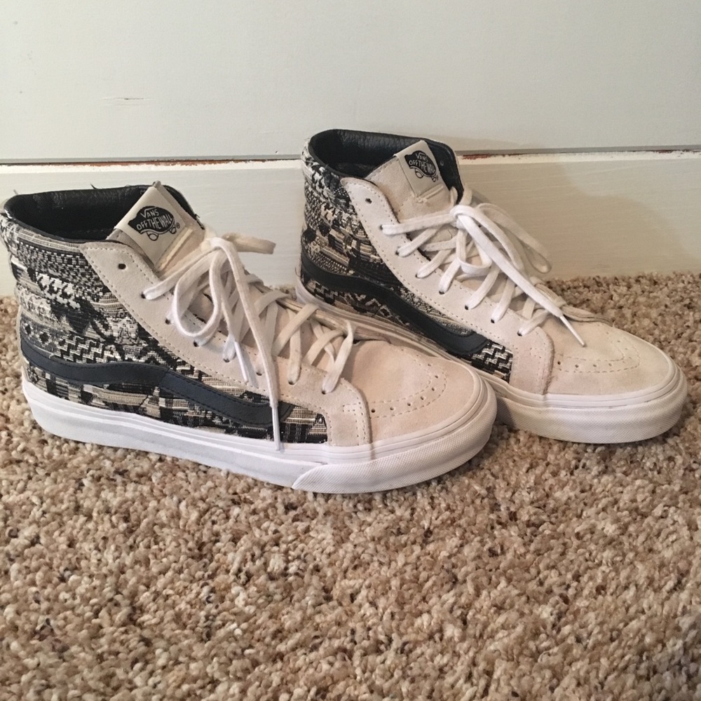 Women’s sz 6.5/ men’s 5.0 Vans hightop slate shoe